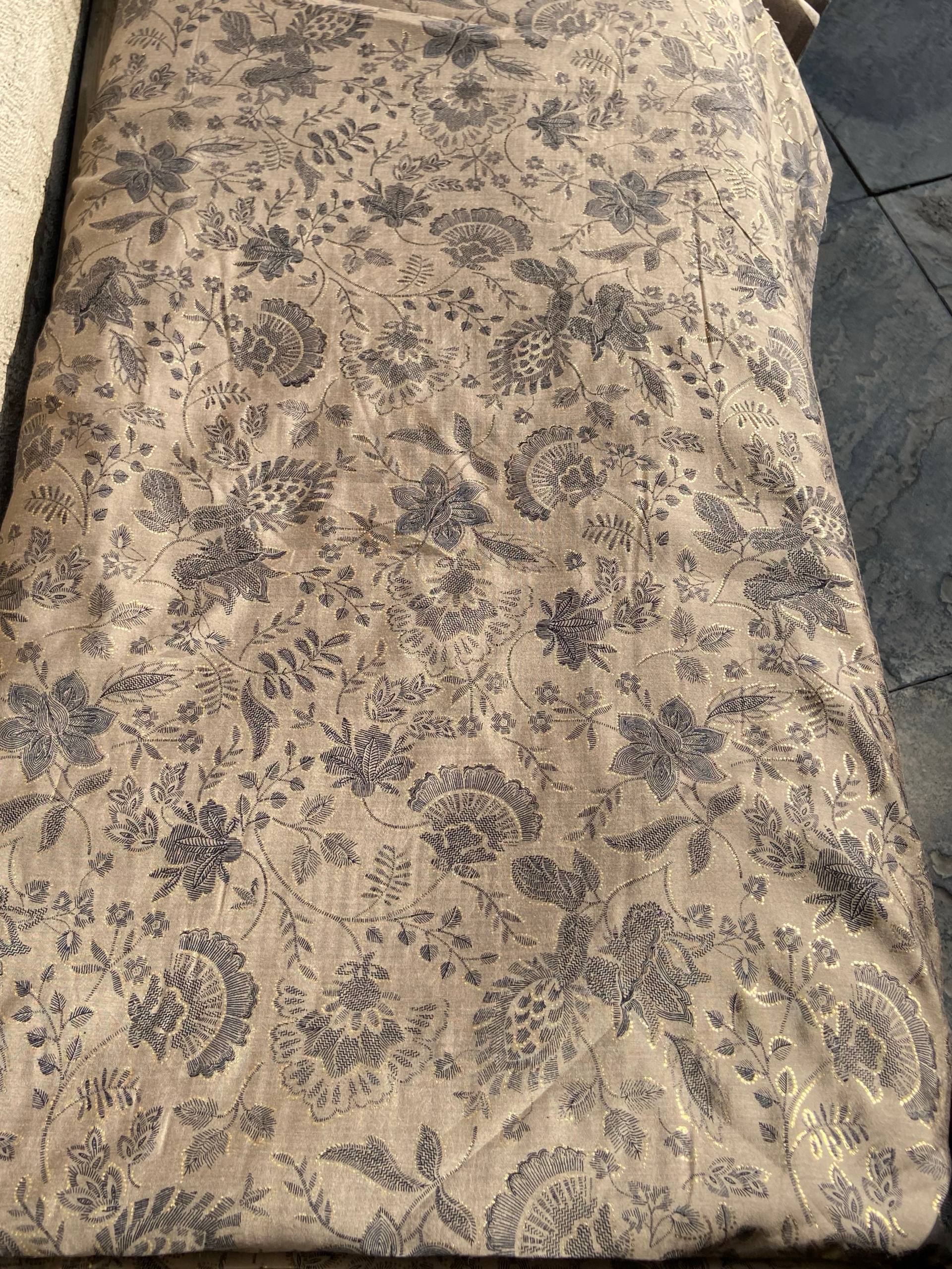 پارچه نخ ابریشم طلاکوب هندی اصل عرض 110 سانت